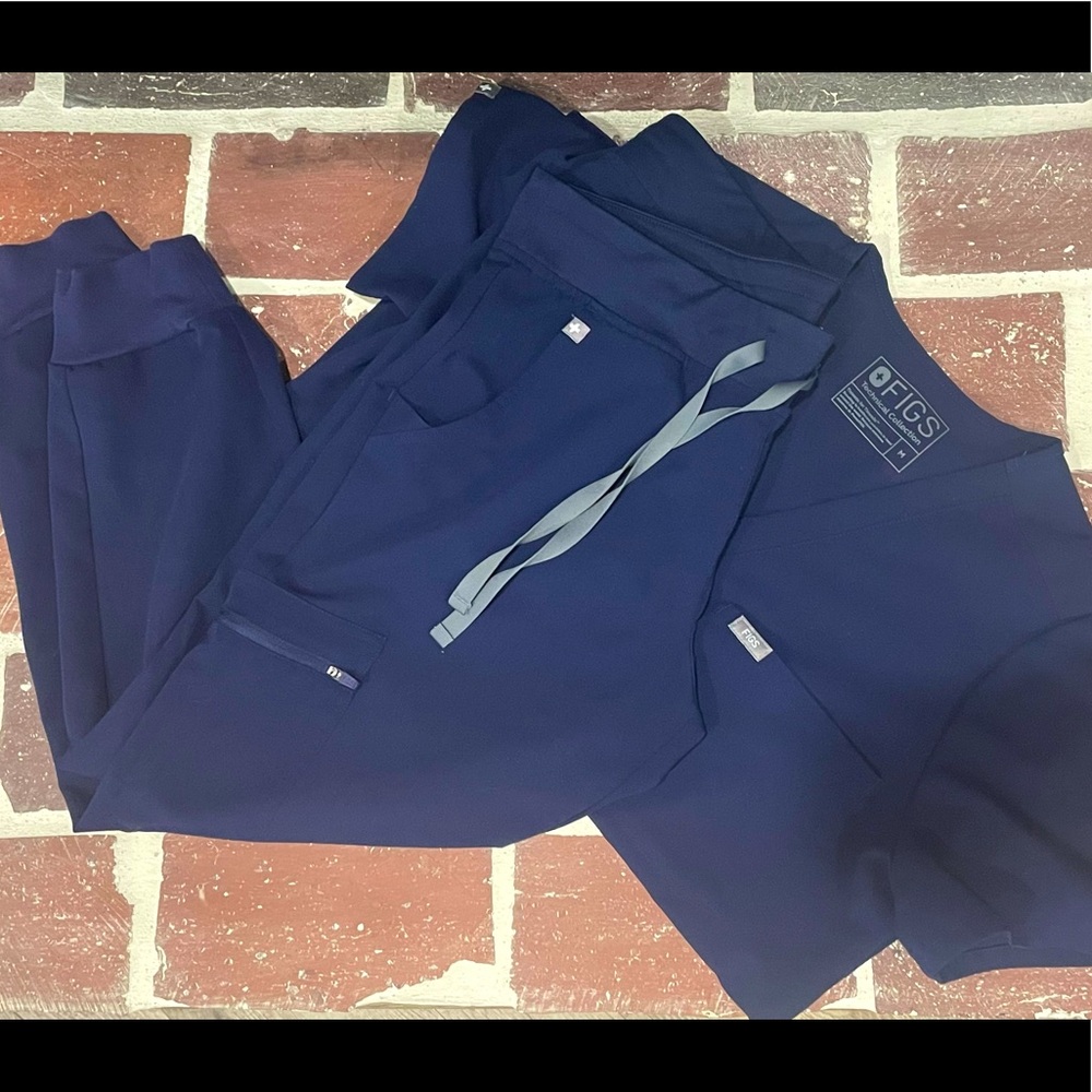 FIGS JOGGER SCRUB SET